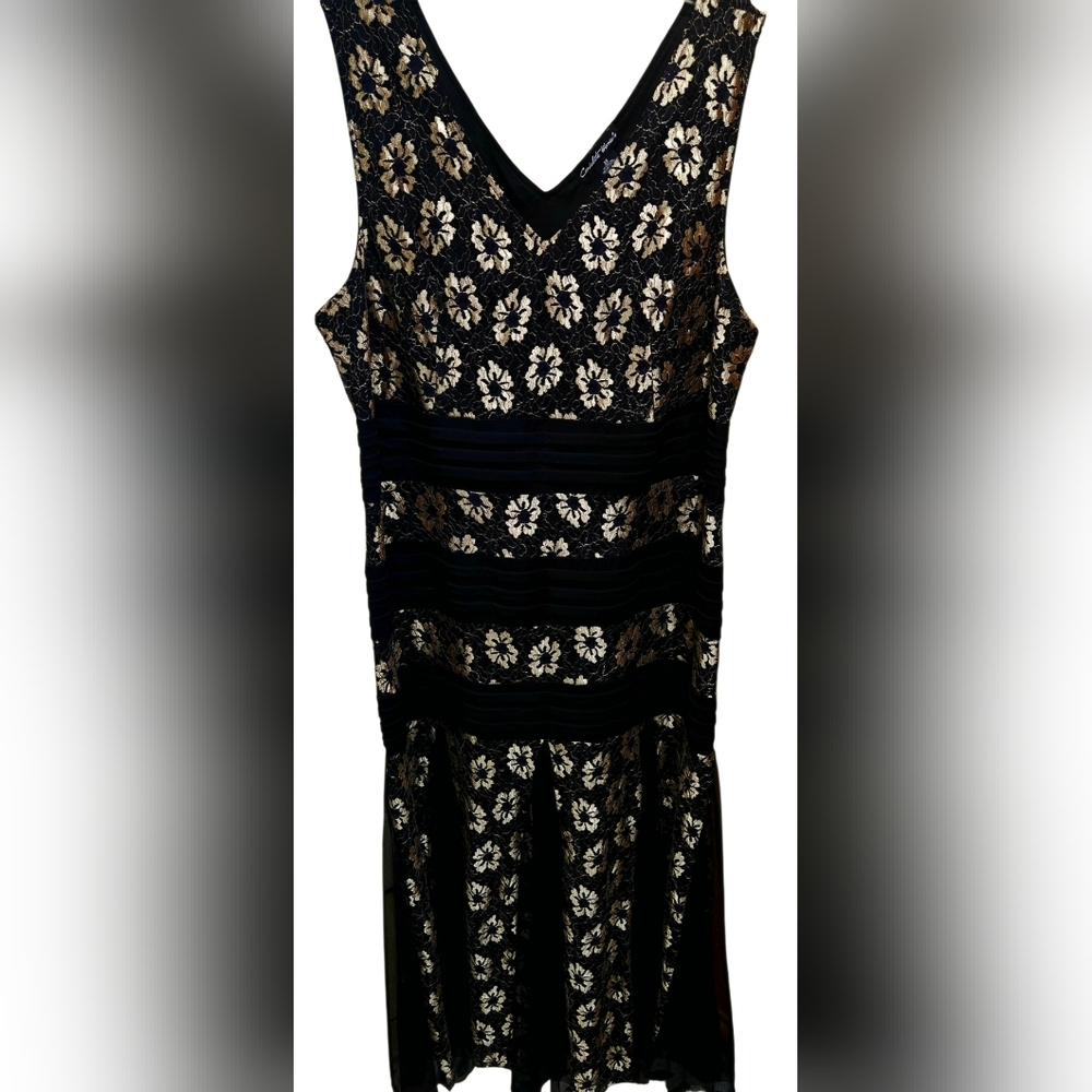 Candalite Floral Black and Gold lace    evening dress with a trumpet hem. SZ 3X